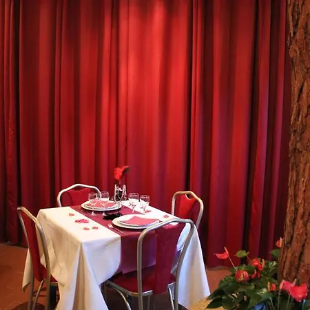 Romulus 3* Rome