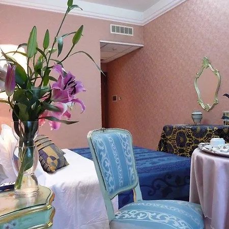 Hotel Romulus