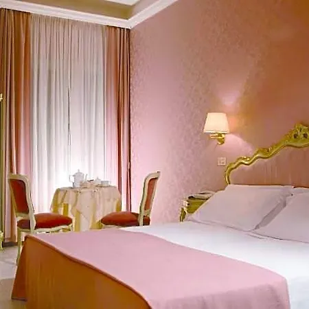 Hotel Romulus