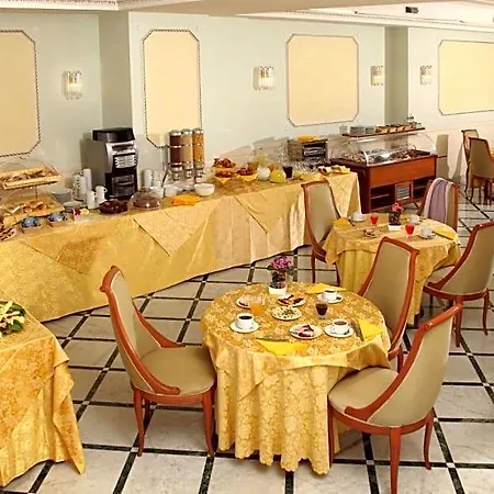 Hotel Romulus 3*
