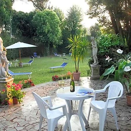 Hotel Romulus Rome