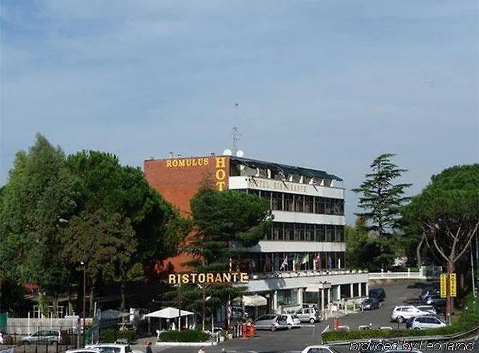 Romulus Hotel